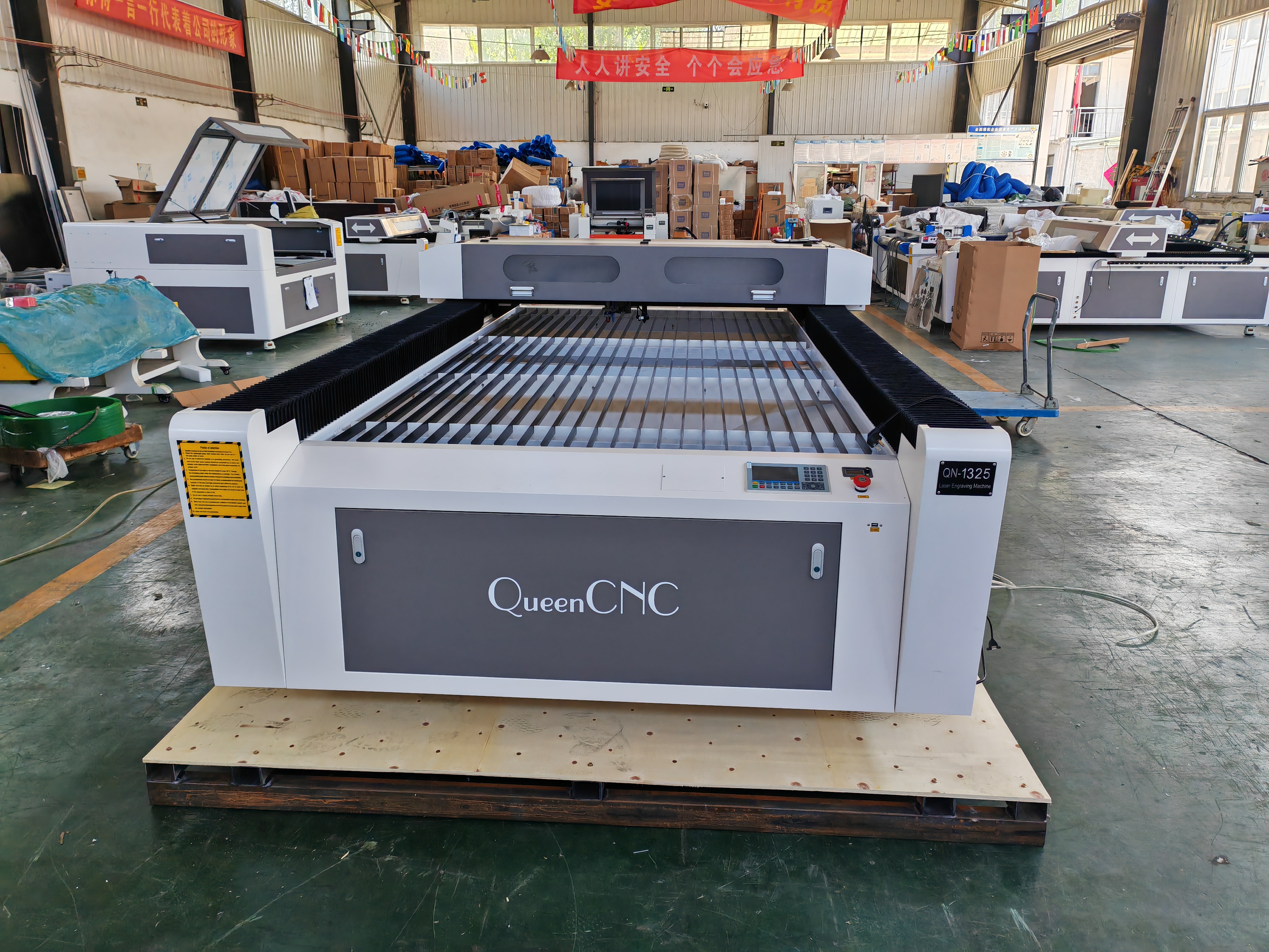 Co2 laser engraving and cuttin-4x8feet 300w and 80w dual heads co2 laser