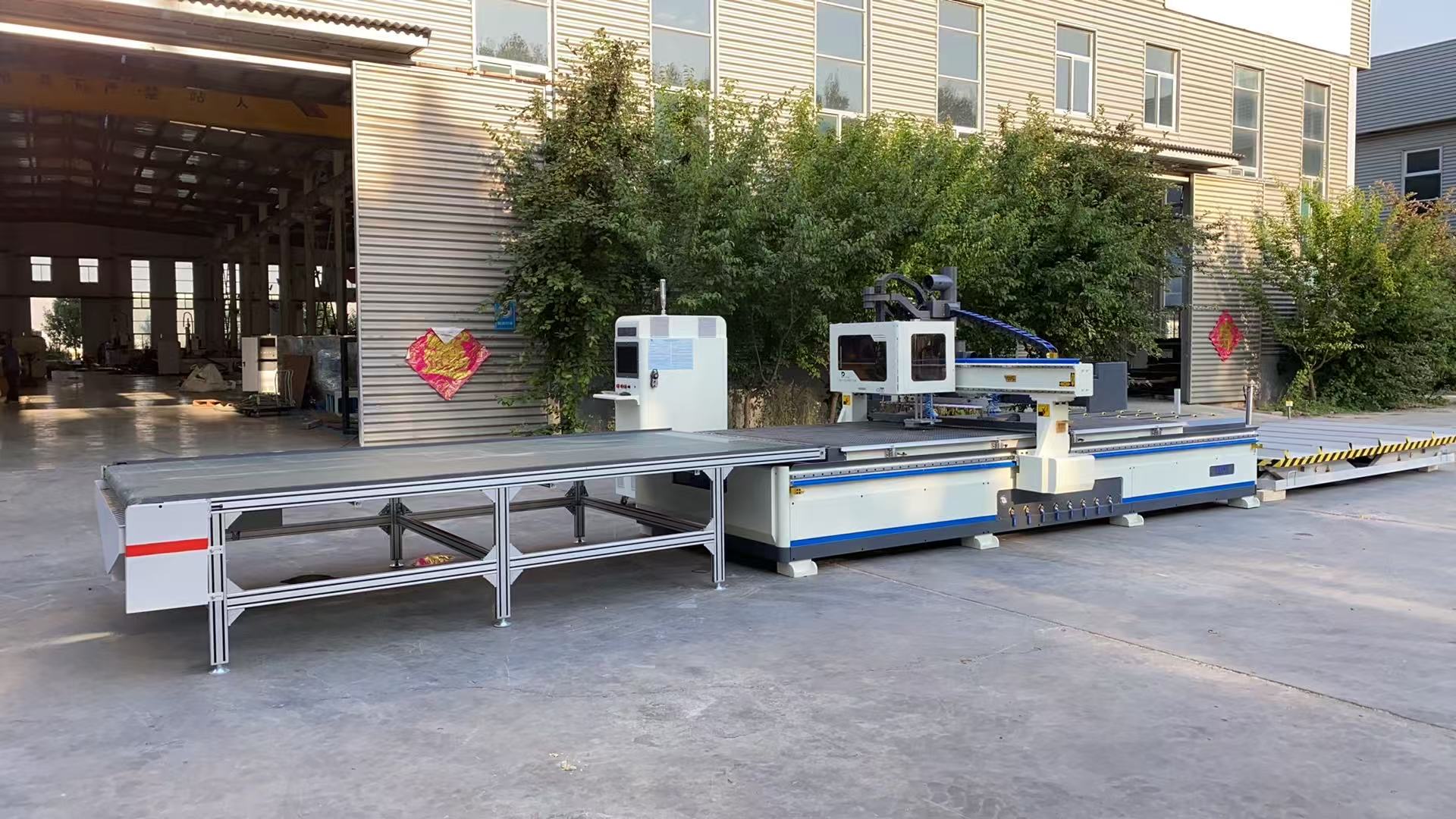 Cnc Router-2000x4000mm nesting cnc router with auto 